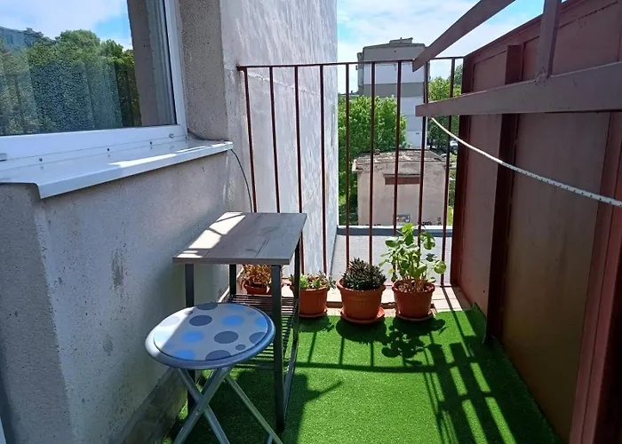 Apartament мезонет мени - две спални и две бани *