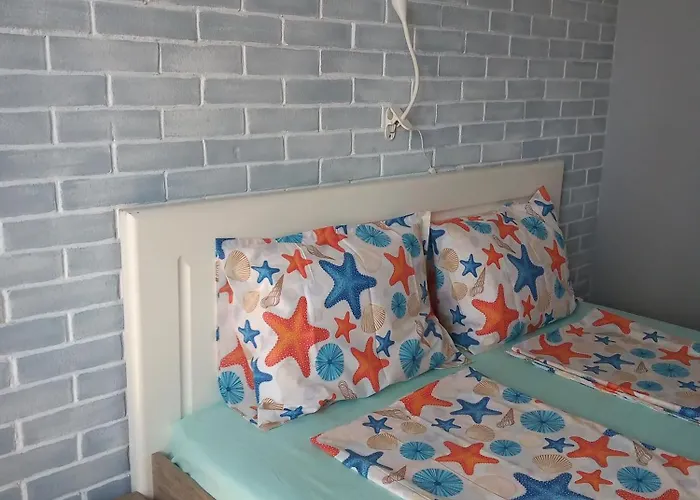 мезонет мени - две спални и две бани * בורגאס